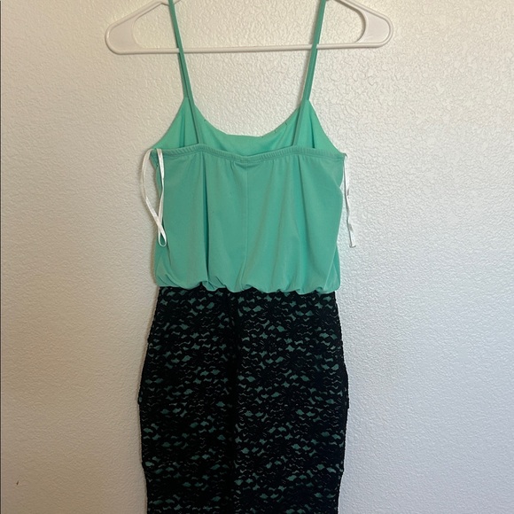 SWEET STORM Teal and Black Lace Pencil Skirt - Picture 6 of 7